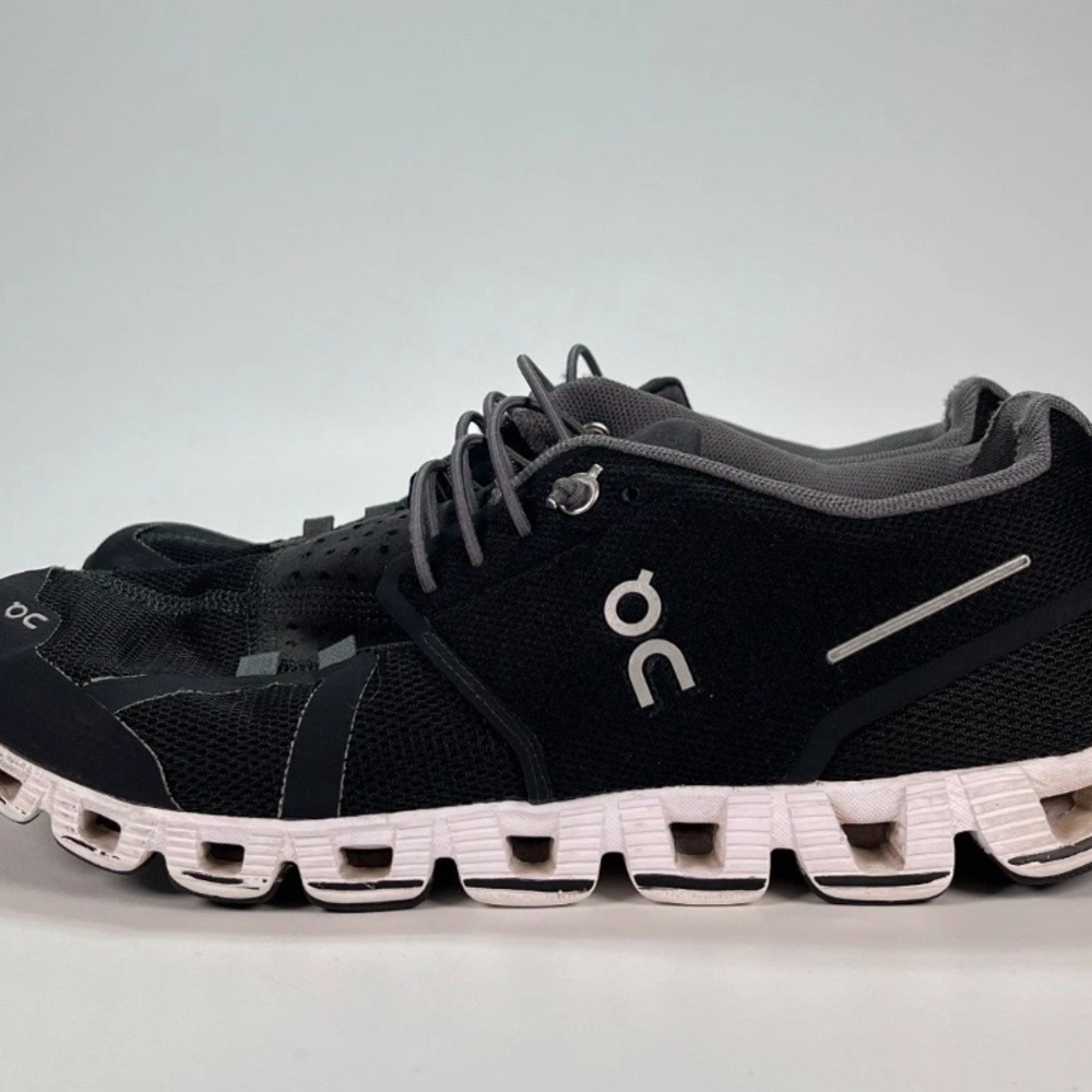 On Cloud Running 5 Black-White-Gray Gym Training Comfort Sneakers Shoes-Womens 8 - Picture 5 of 6